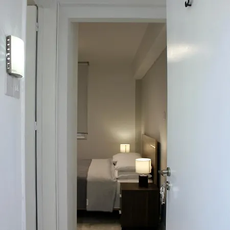 Nicosia Central Suites 아파트 *