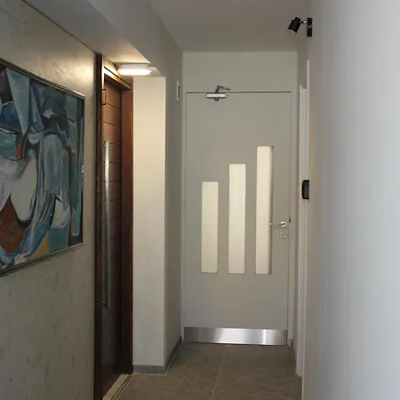 아파트 Nicosia Central Suites *