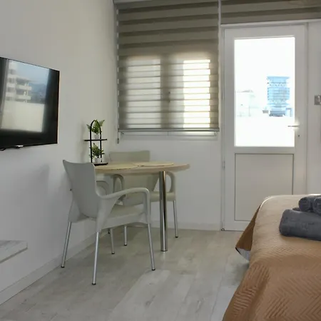 Nicosia Central Suites Apartament