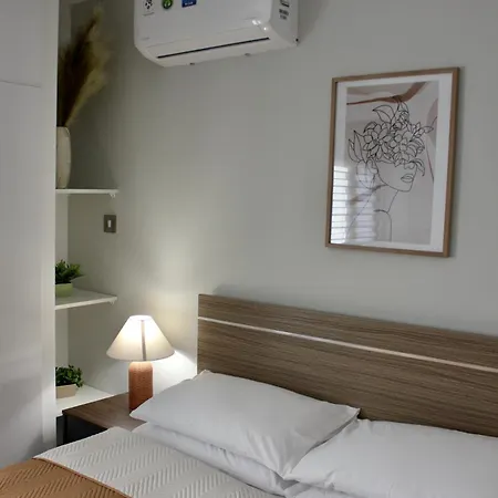 Nicosia Central Suites Апартаменты Никосия