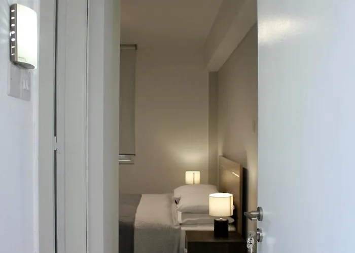 Nicosia Central Suites Apartman *